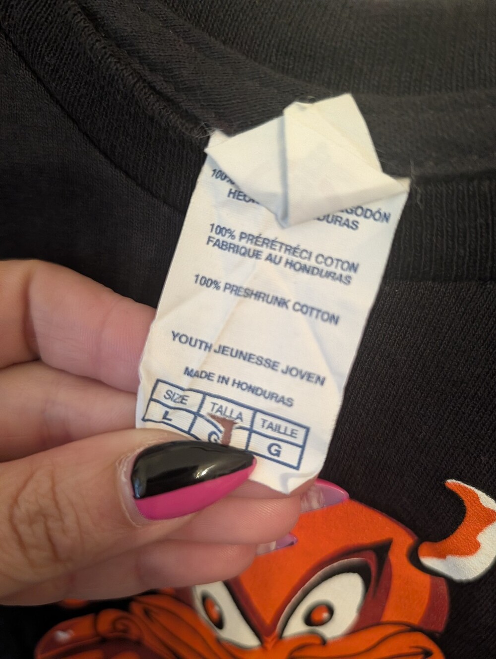 Hold For Breesy - Hooters Made Me Do It Youth Graphic Tee Size Large - Picture 3 of 4
